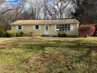 Building Photo - Elizabeth