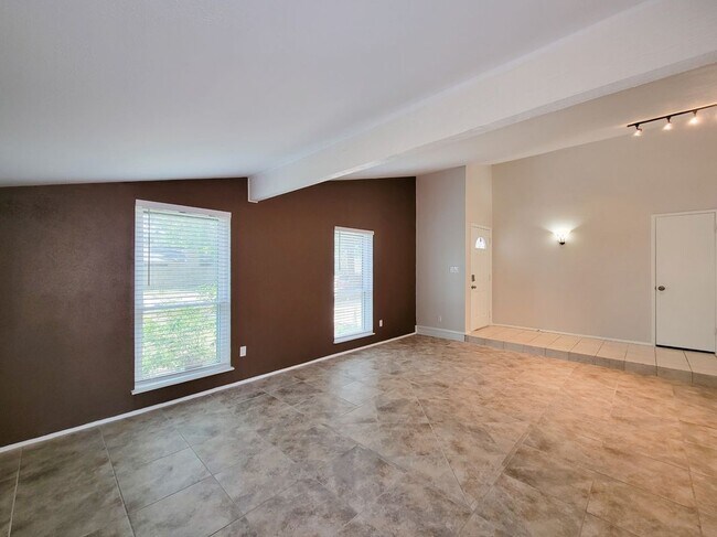 Building Photo - 16914 Judyleigh Dr