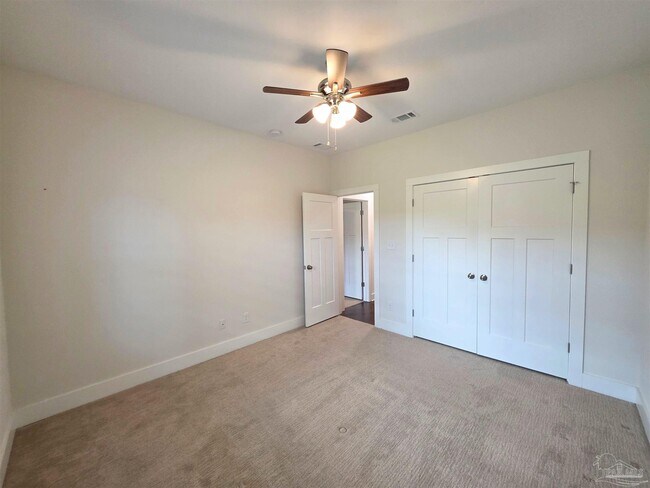 Building Photo - 4570 Omaha Dr