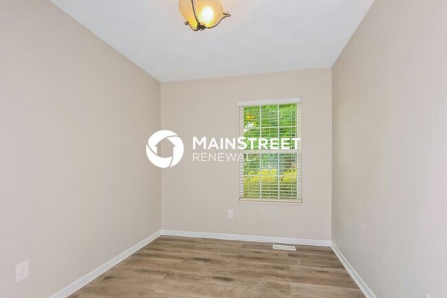 Building Photo - 3 Bedroom Pet-Friendly Home in Fenton, MO with Main Street Renewal