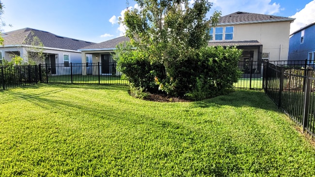 Building Photo - 6126 Voyagers Pl