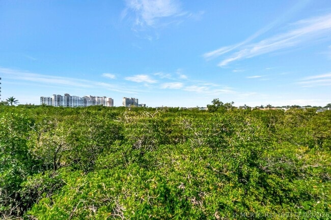 Building Photo - 3420 S Ocean Blvd