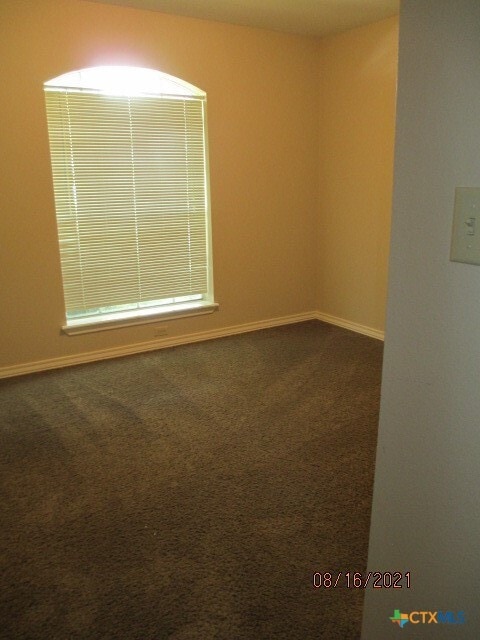 Building Photo - 104 Gemini Ct