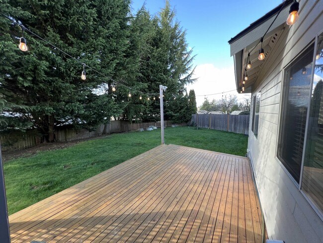 Building Photo - 27037 111th Ct SE