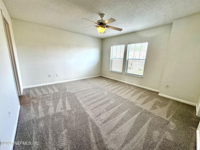Building Photo - 1500 Calming Water Dr
