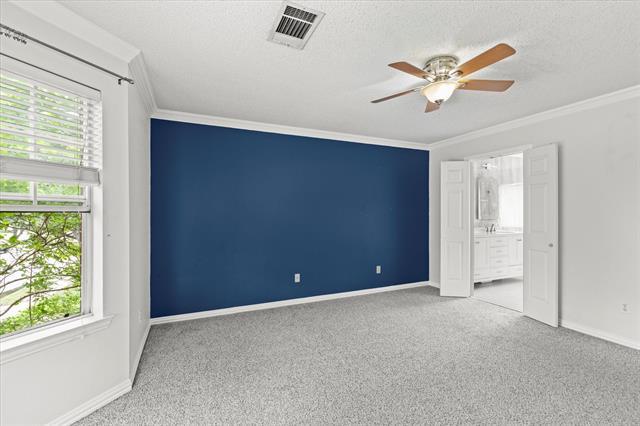Building Photo - 314 Santa Fe Trail