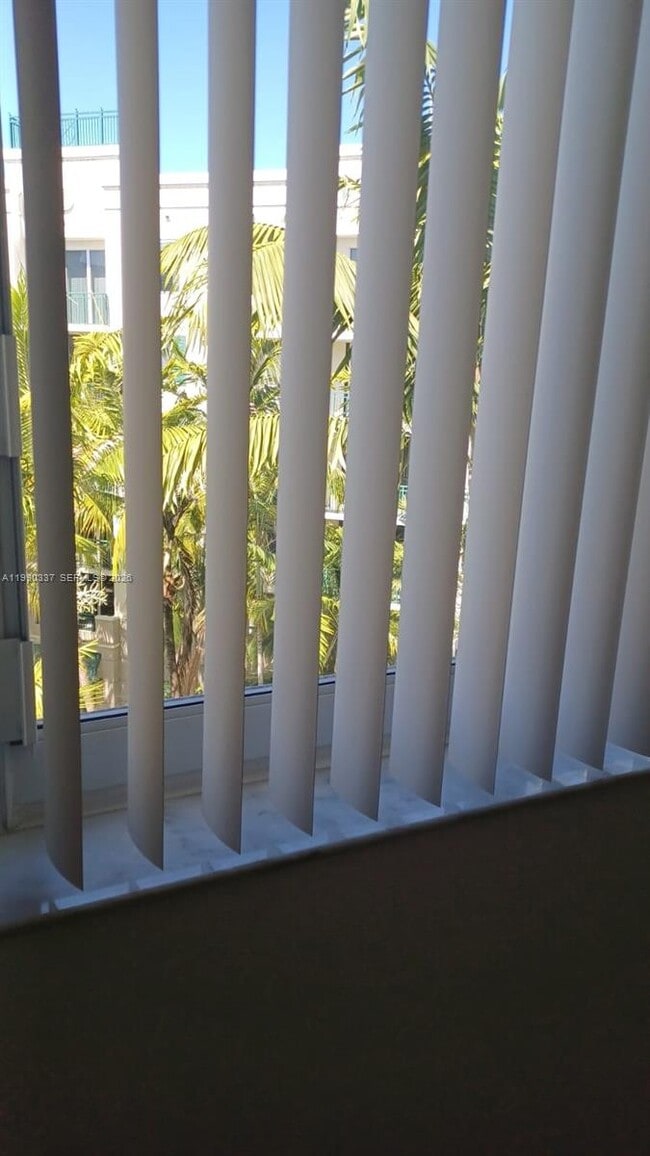 Building Photo - 510 NW 84th Ave