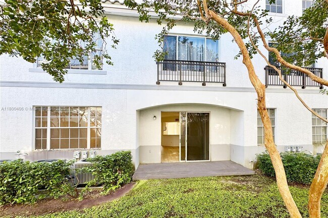 Building Photo - 775 SW 148th Ave