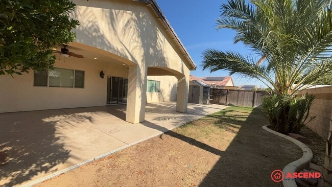 Building Photo - 4-Bedroom Home in Gossamer Grove!