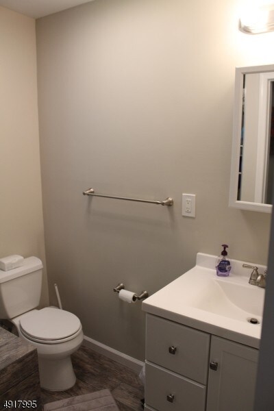 Building Photo - 920 Ridge Rd