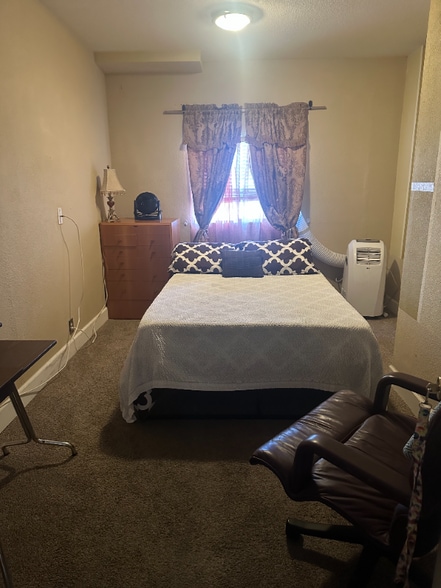 Building Photo - 5320 Northridge Dr