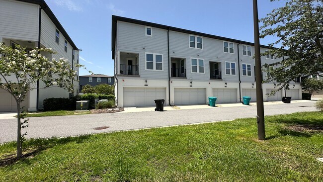Building Photo - 8454 Sperry St