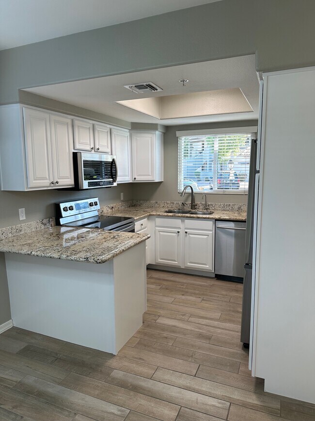 Building Photo - Anderson Springs