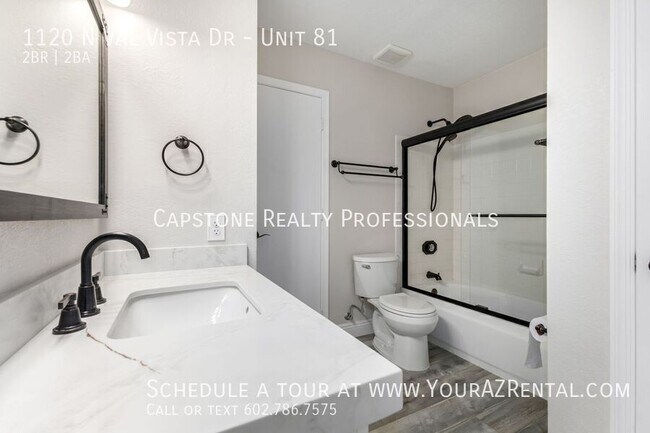 Building Photo - 1120 N Val Vista Dr