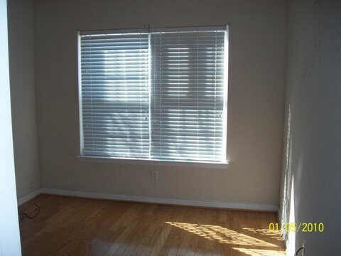 Building Photo - 316 Brookview Dr