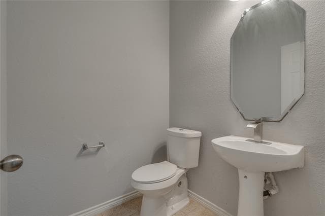 Building Photo - 601 Port Royale Way