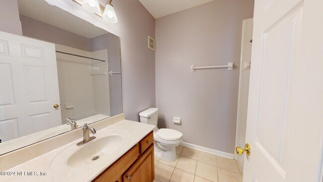 Building Photo - 211 Jardin De Mer Pl