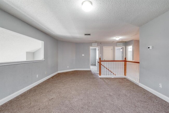 Building Photo - 16205 Glorious Ln
