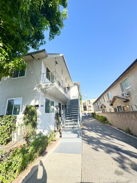 Primary Photo - 446 E Cypress Ave
