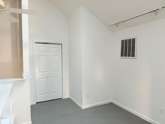 Building Photo - 900 Mix Ave