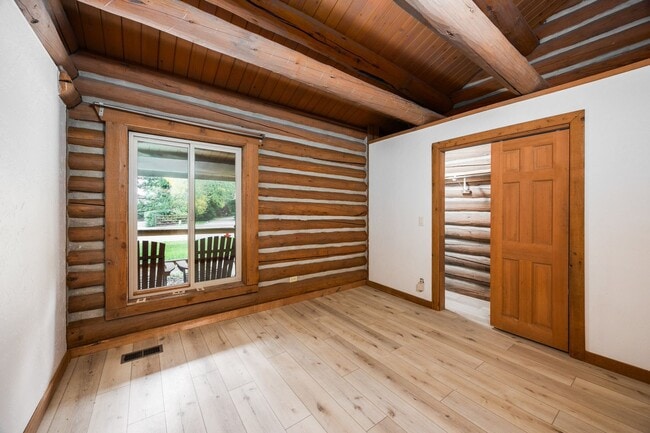 Building Photo - Updated Log Cabin in Park City — Modern Co...