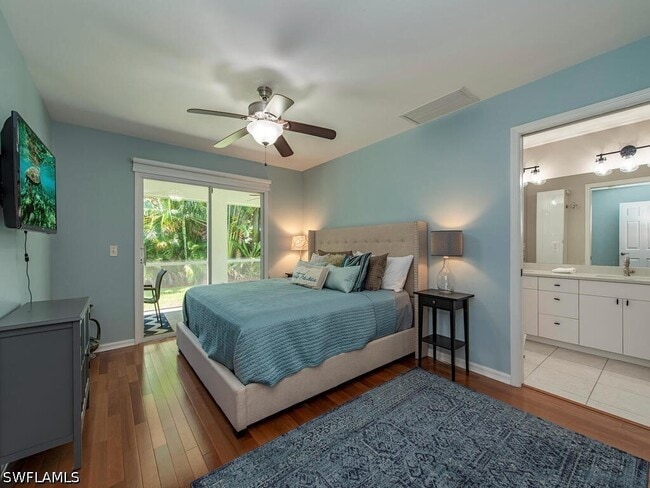 Building Photo - 1082 Capri Dr