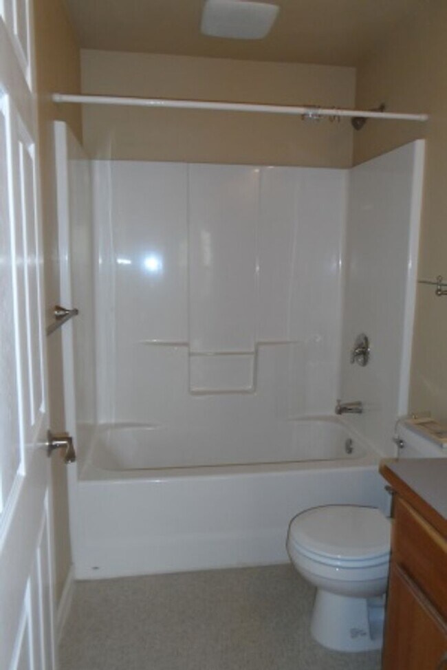 Building Photo - 9996 - Procurement Properties