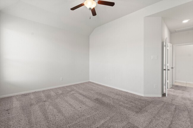 Building Photo - 4234 Green Landing Dr