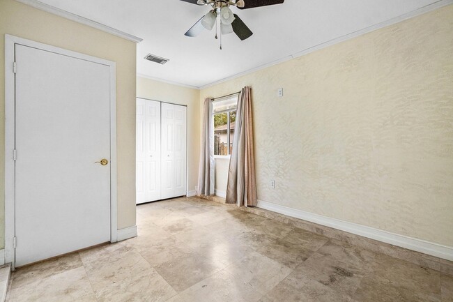 Building Photo - 8411 Garden Gate Pl
