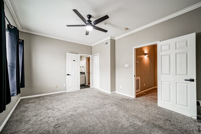 Building Photo - 17 Waugh Dr