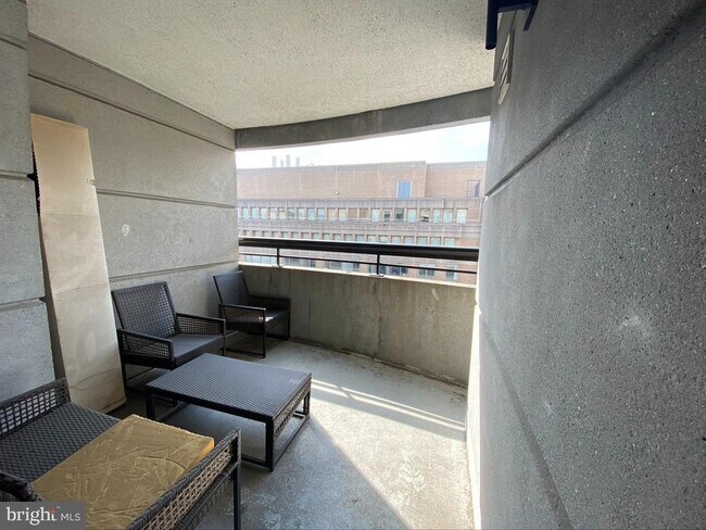 Building Photo - 2311 M St NW