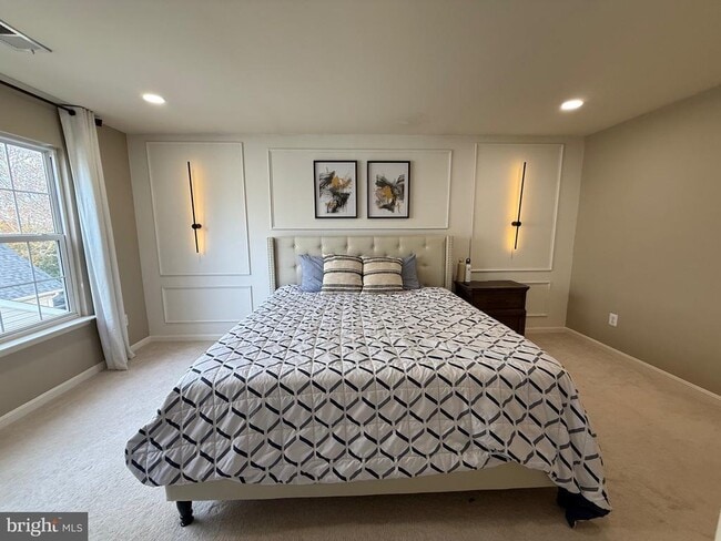 Building Photo - 21201 Sundial Ct