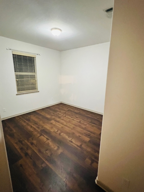 Building Photo - 206 Cobble Stone Ct