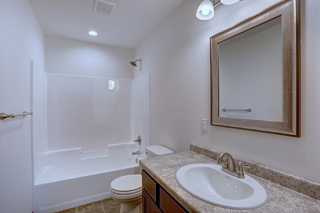 Building Photo - 4920 Annabelle Ct