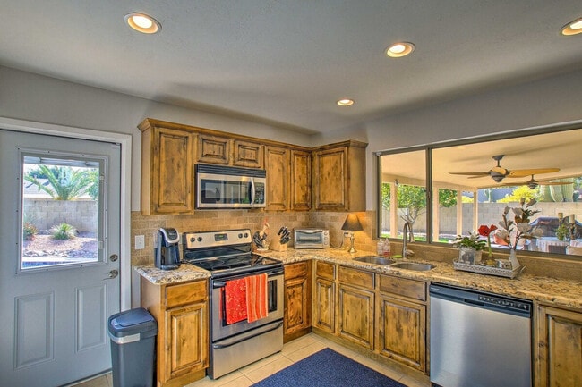 Building Photo - 8109 East Vía Sonrisa-ID1385972P