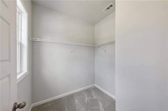 Building Photo - Welcome to Overlook at Marina Bay: Luxury and Comfort Combined