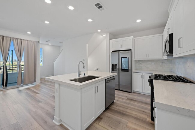 Building Photo - 2245 Epoca Wy