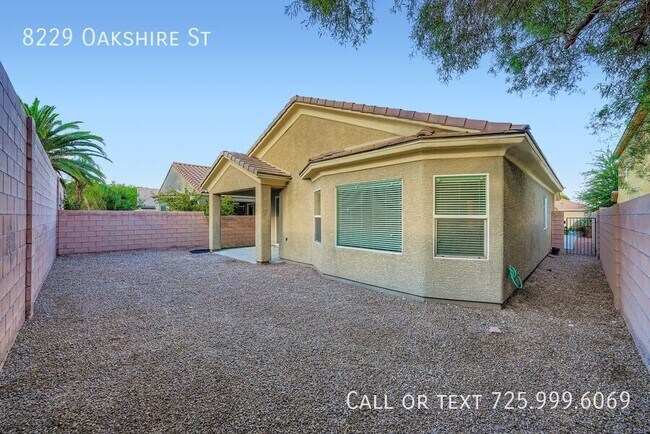 Building Photo - 8229 Oakshire St