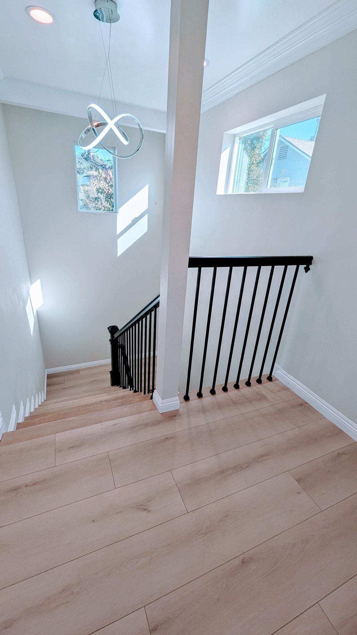 Building Photo - 342 Pasadena Ave