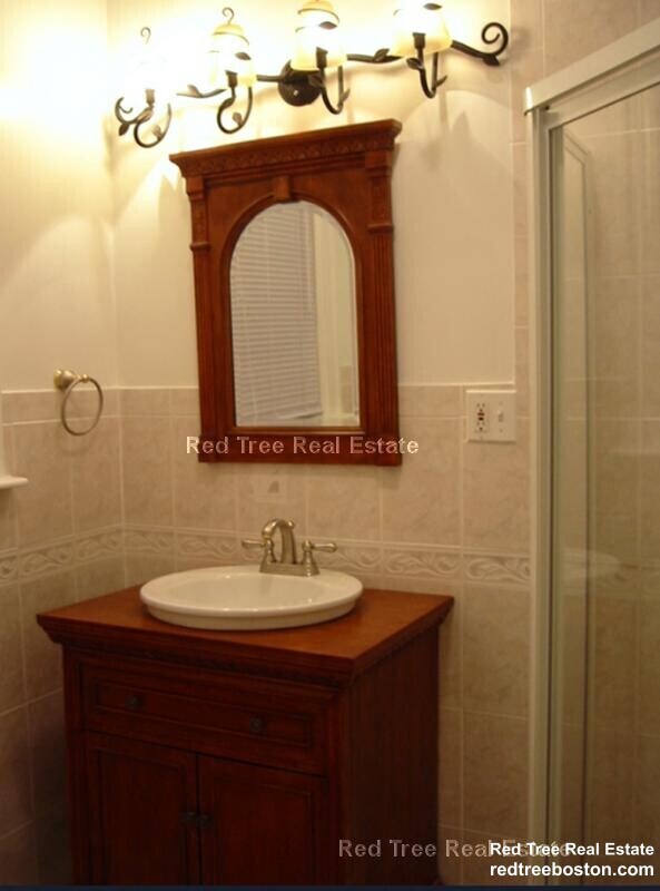 Building Photo - 12 Verndale St