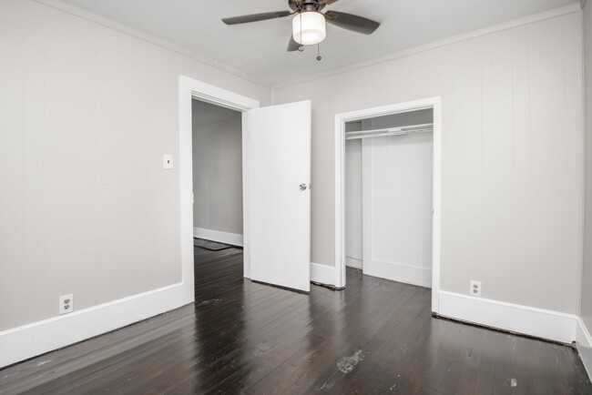 Bedroom - 2208 Lincoln Street