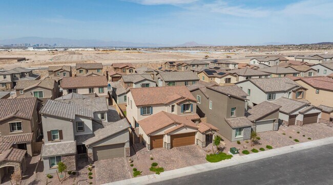 Building Photo - Desirable Inspirada Next-Gen Home! 4 Bedro...