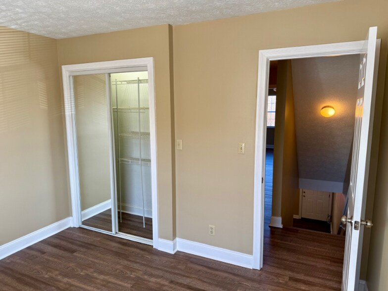 Building Photo - 2305 Adams Ave