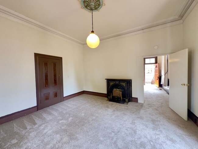 Building Photo - 190 W K St