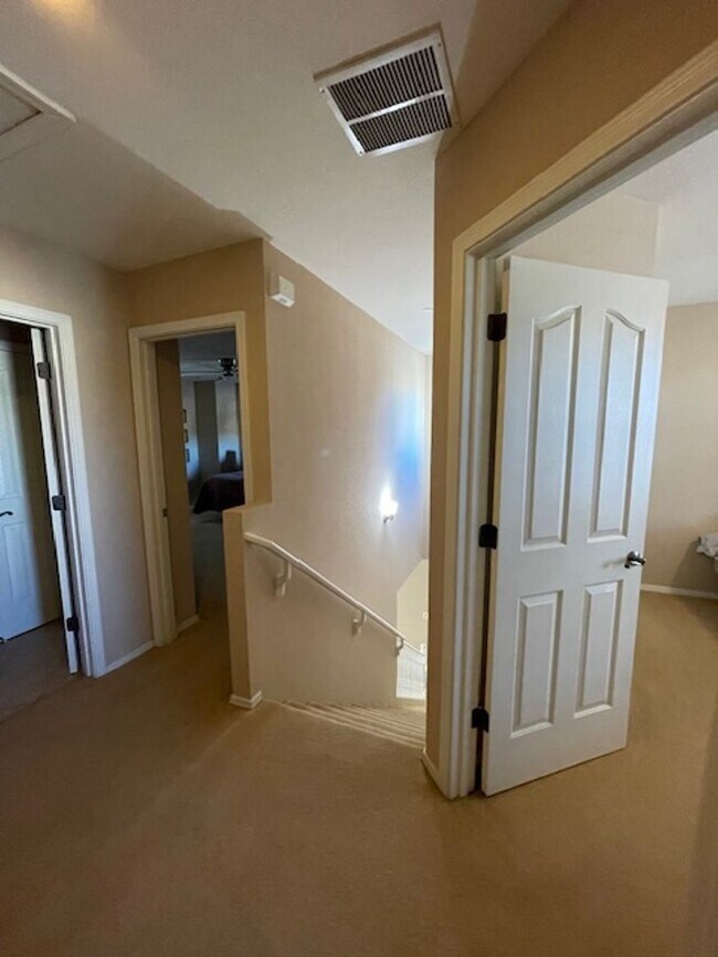 Building Photo - AVAILABLE NOW!  Beautiful 3BD/3BA North West HOME Resort-Style Living Across from Omni Tucson Nat...