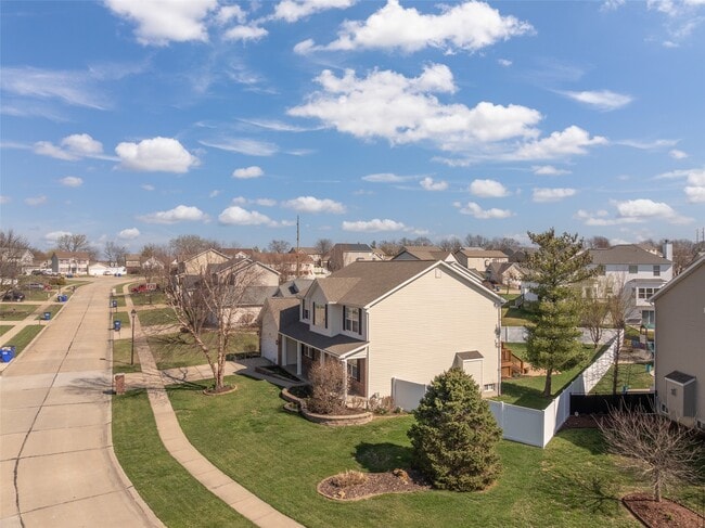 Building Photo - 1061 Dardenne Woods Dr