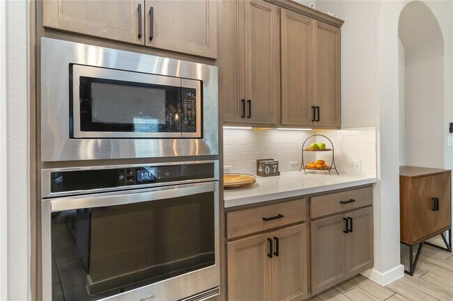 Building Photo - 116 Charles Zanco Dr