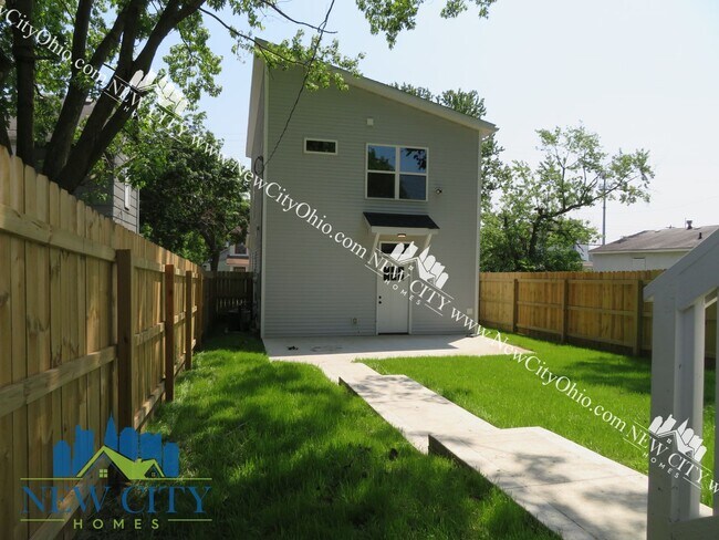 Building Photo - 2025 NEW YEAR'S SPECIAL! No App Fee! Newly Built 3 Bedroom 2.5 Bathroom Franklinton Home!