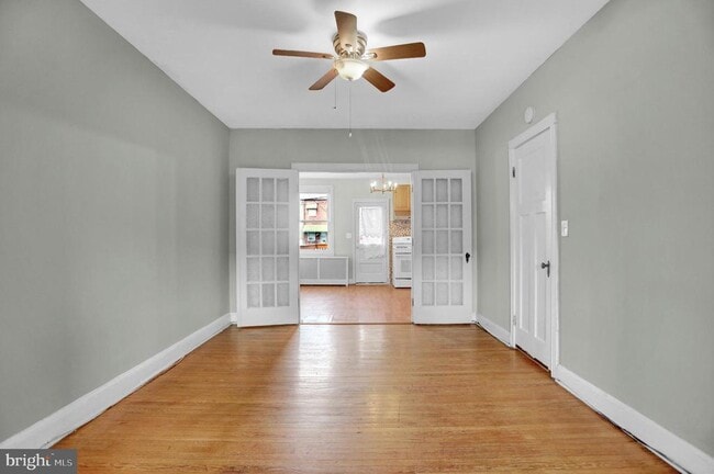 Building Photo - 434 Folcroft St