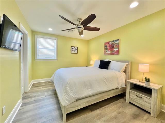 Building Photo - 5141 Chamberlain Dr